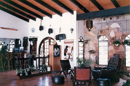 Open living area Spanish style villa on Statia for sale